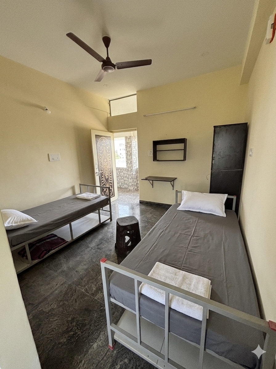2-sharing room in Saravanampatti PG near CHIL SEZ