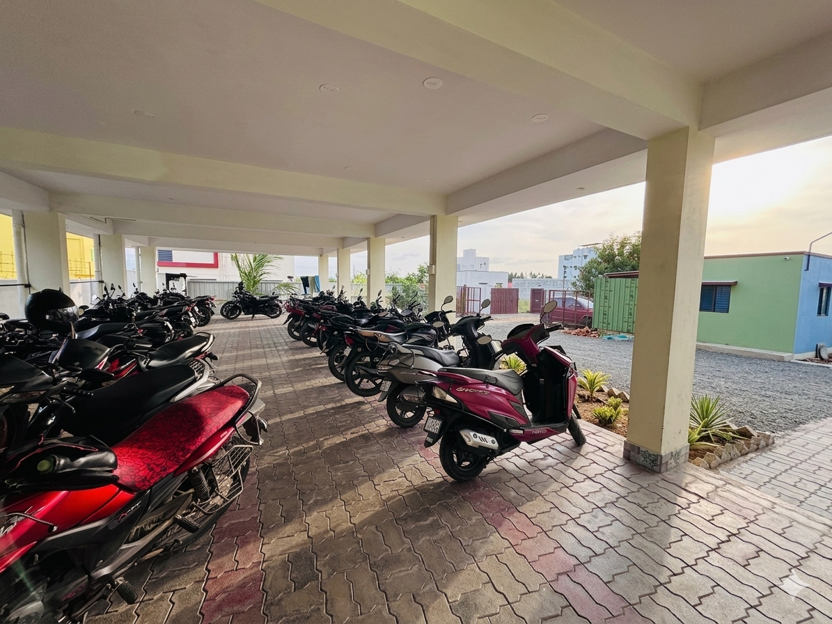 Ample two-wheeler parking in Coimbatore PG